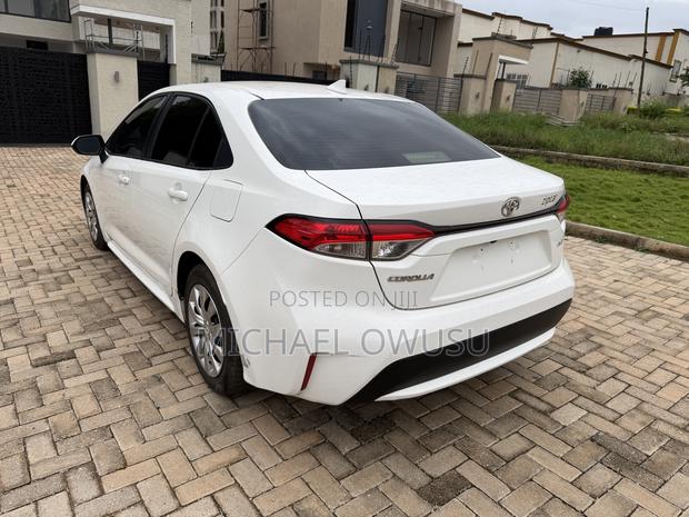 Toyota Corolla 2020 White