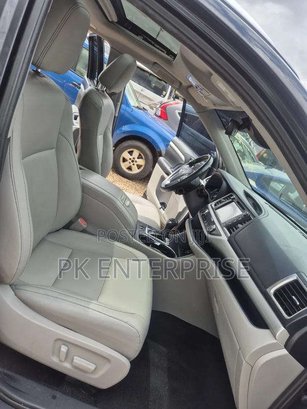 Toyota Highlander 2019 Black
