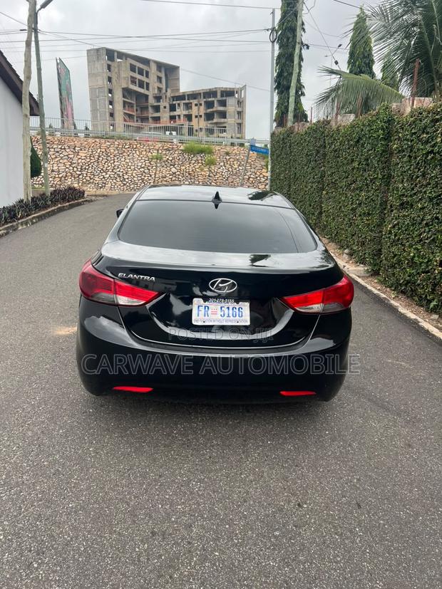 Hyundai Elantra 2013 Black