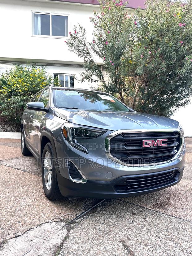 GMC Terrain SLE FWD 2019 Silver