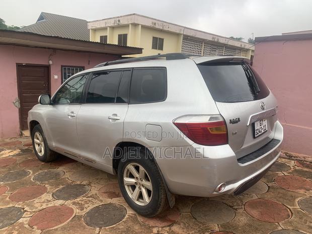 Toyota Highlander Limited 2010 Silver