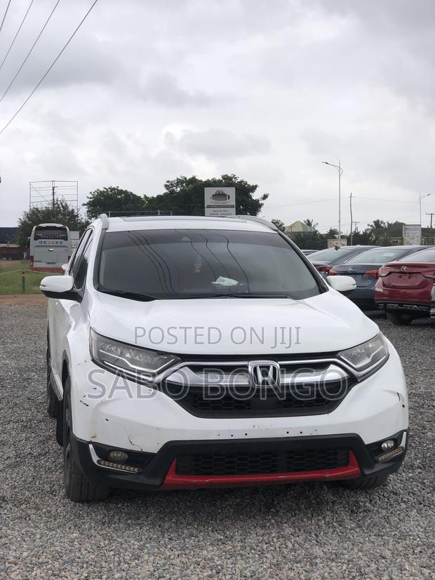 Honda CR-V Touring AWD 2019 White