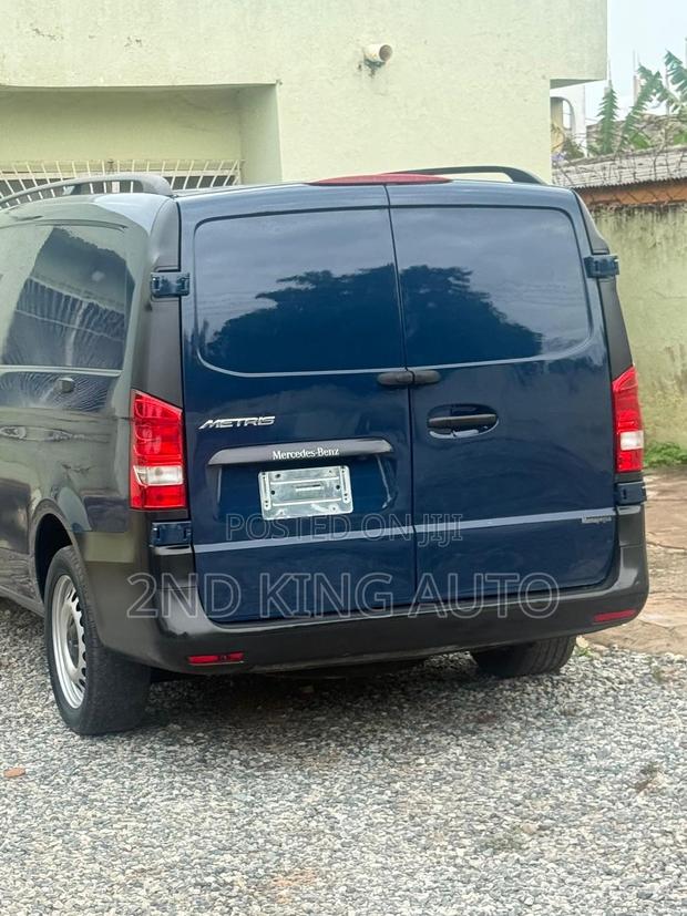 Mercedes-Benz Metris 2.0 FWD 2016 Blue