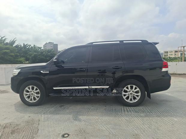 Toyota Land Cruiser 2020 Black