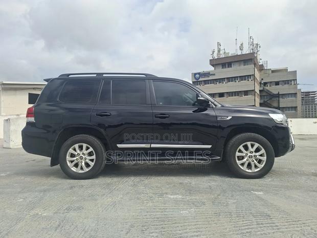 Toyota Land Cruiser 2020 Black