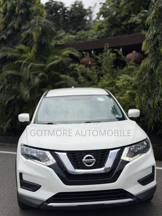 Nissan Rogue S AWD 2017 White