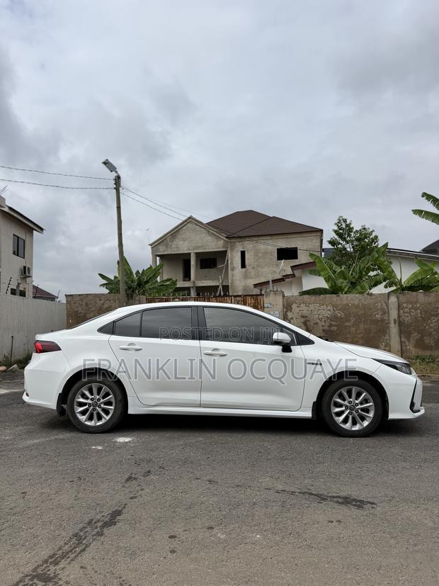 Toyota Corolla 2021 White