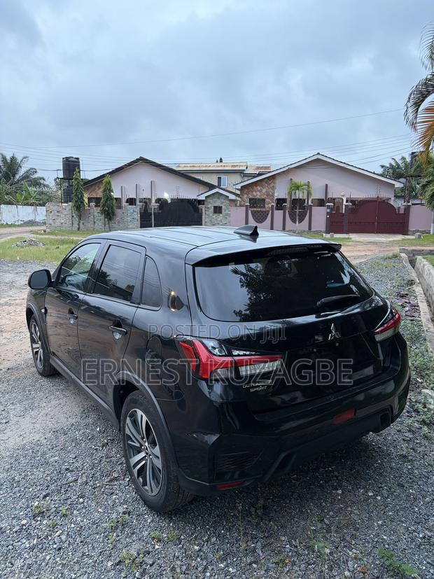 Mitsubishi Outlander Sport 2021 Black