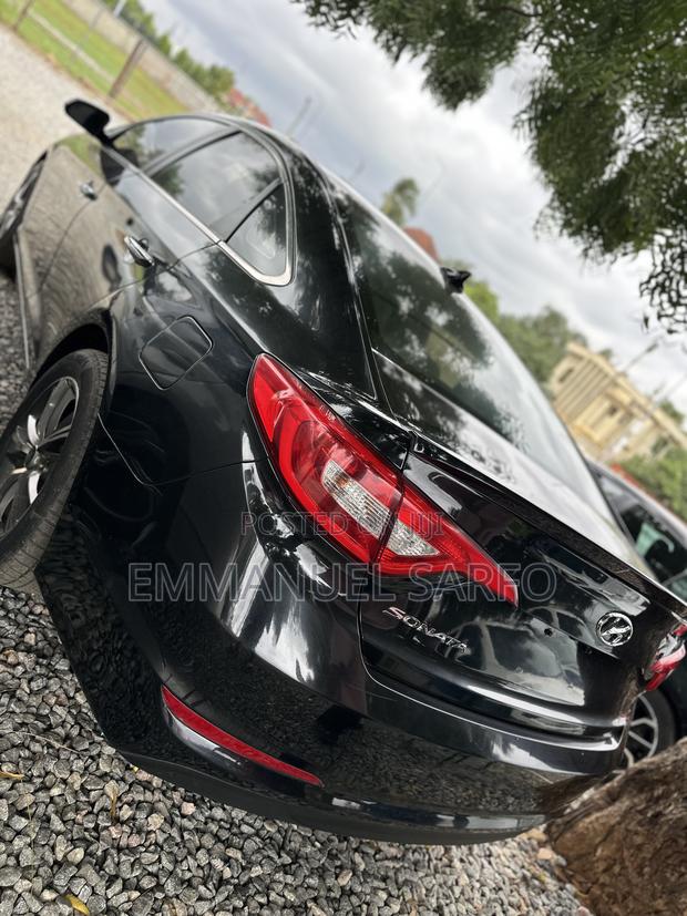 Hyundai Sonata Limited 2.0T Seban (2.0L 4cyl 6A) 2016 Black