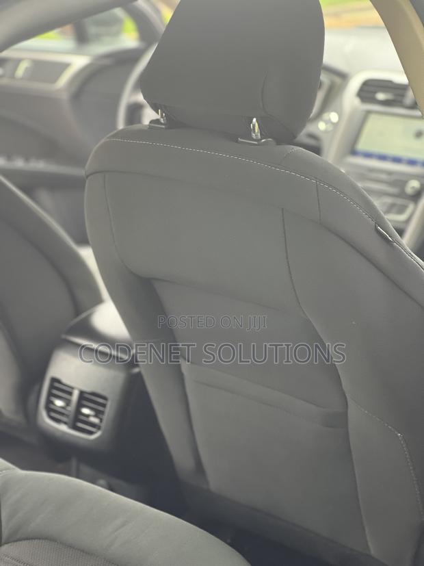 Ford Fusion SE AWD 2020 Gray