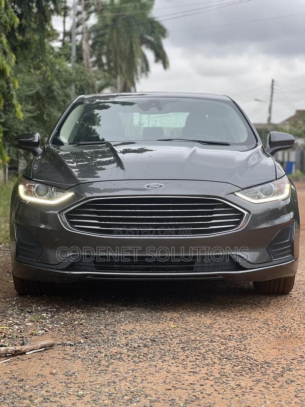 Ford Fusion SE AWD 2020 Gray
