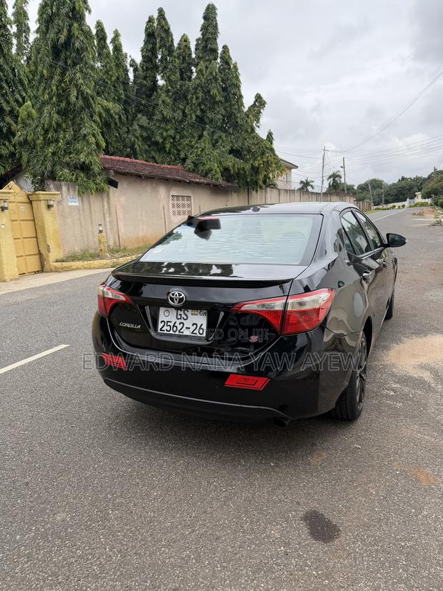 Toyota Corolla S 4dr Sedan (1.8L 4cyl CVT) 2015 Black