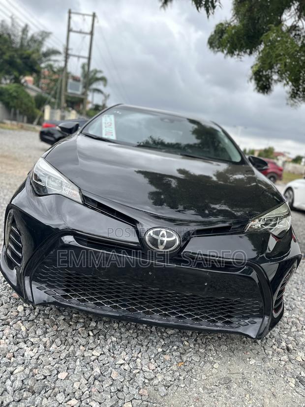 Toyota Corolla SE 4dr Sedan (1.8L 4cyl CVT) 2017 Black