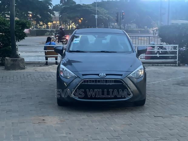 Toyota Yaris iA 1.5 FWD 2018 Black