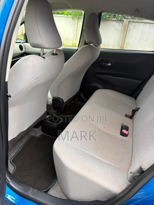 Toyota Vitz 2014 Blue