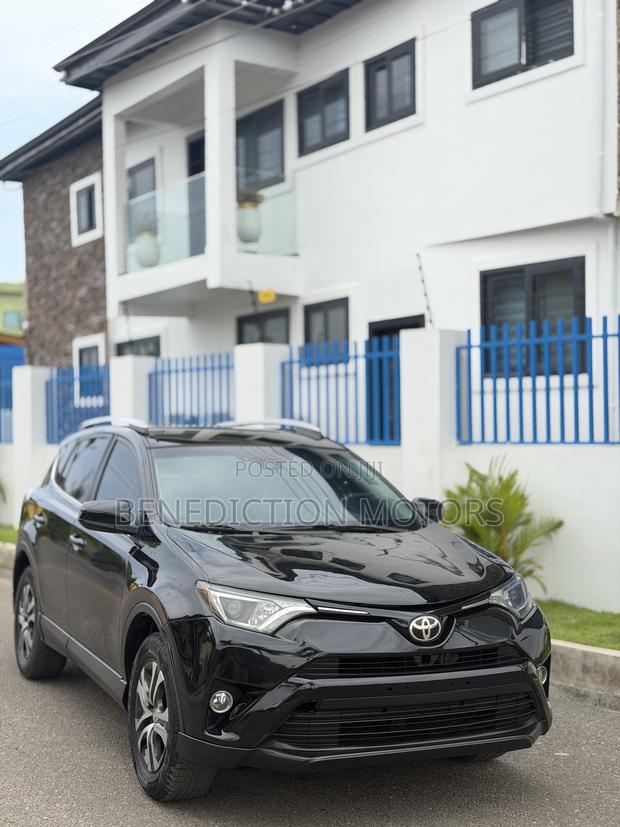Toyota RAV4 LE AWD (2.5L 4cyl 6A) 2017 Black