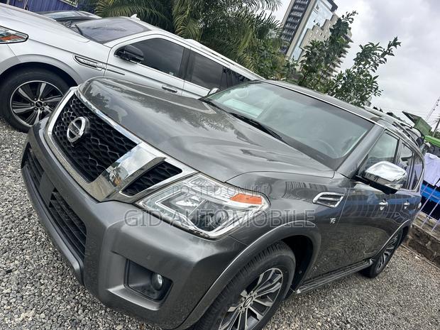 Nissan Armada 2017 Gray