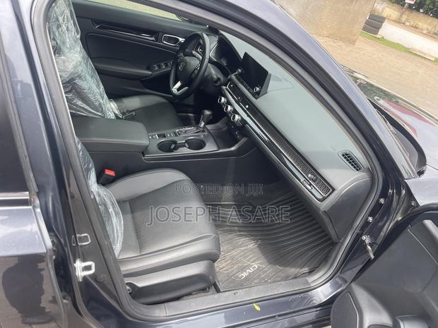 Honda Civic EX CVT 2024