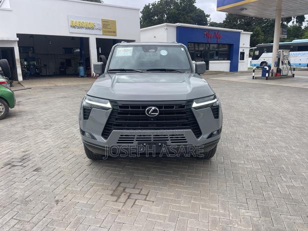 Lexus GX 550 Luxury 4WD 2025 Gray