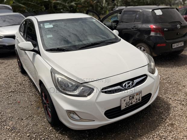Hyundai Accent GLS 2013 White