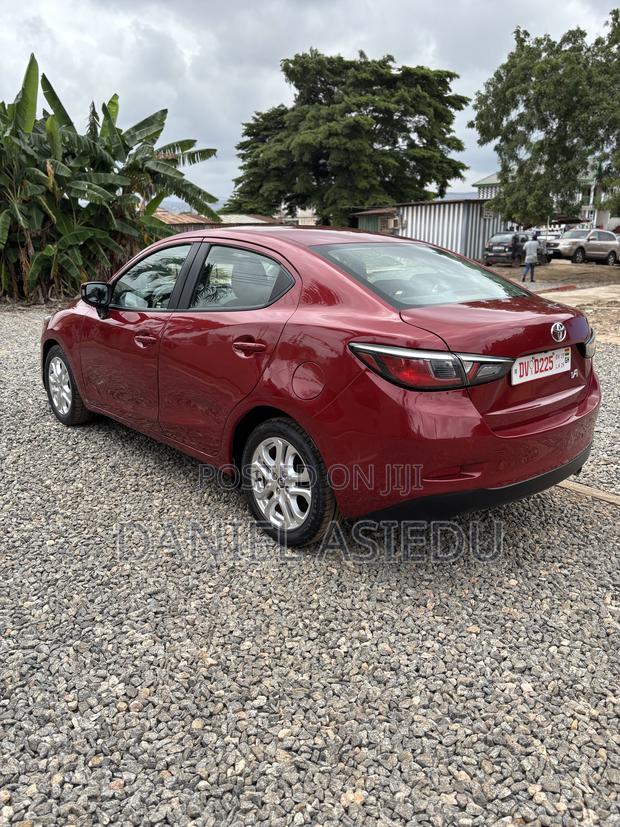 Toyota Yaris iA 1.5 FWD 2018 Red