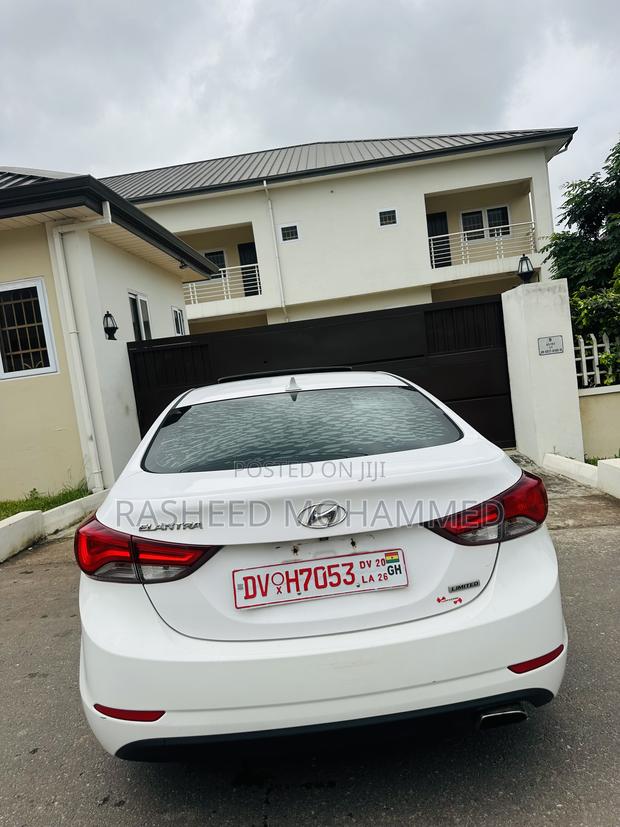 Hyundai Elantra Limited 4dr Sedan (1.8L 4cyl 6A) 2015 White