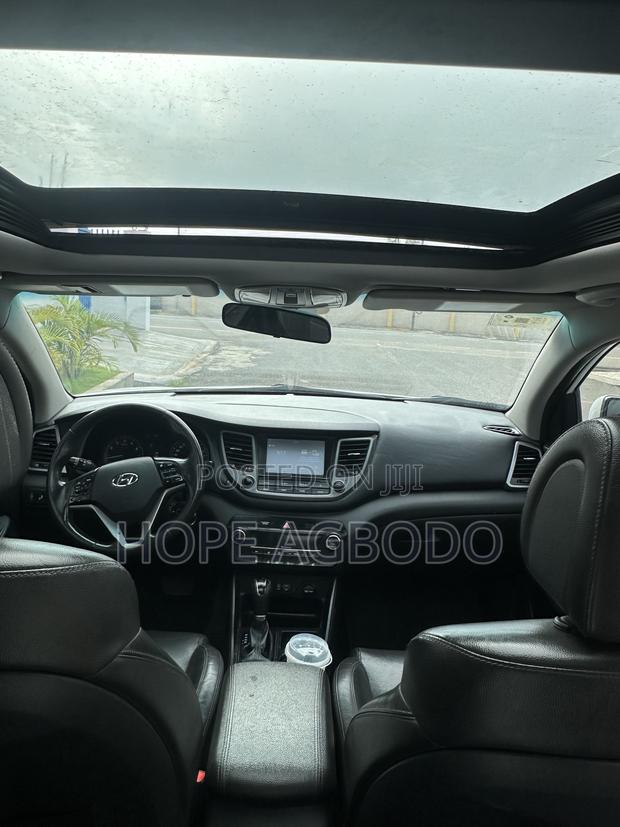 Hyundai Tucson Limited FWD 2017 White