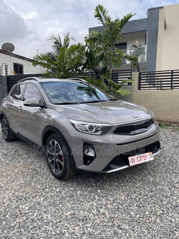 Kia Stonic 1.4 FWD 2018 Gray