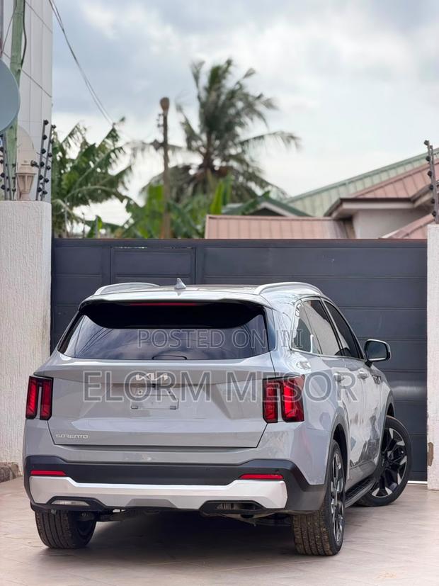 Kia Sorento EX FWD 2025 Gray