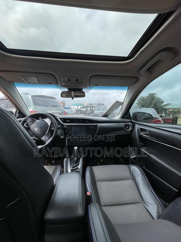 Toyota Corolla 2017 Black