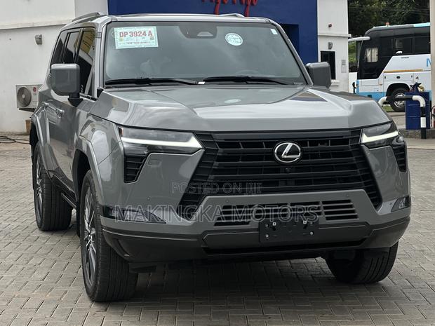 Lexus GX 550 Overtrail 2024 Gray