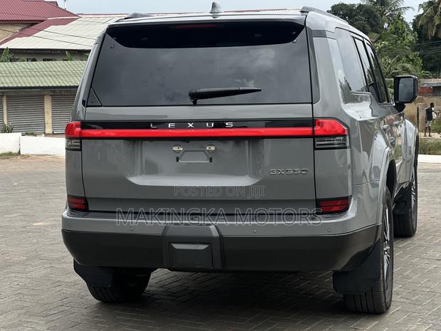 Lexus GX 550 Overtrail 2024 Gray