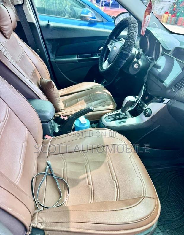 Chevrolet Cruze Eco 4dr Sedan (1.4L 4cyl Turbo 6M) 2015 Gold