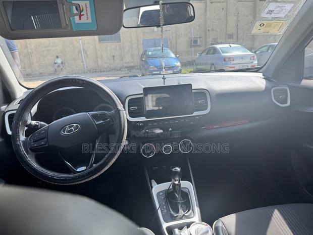 Hyundai Venue 2020 Silver