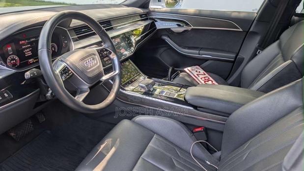 Audi A8 L 55 2022