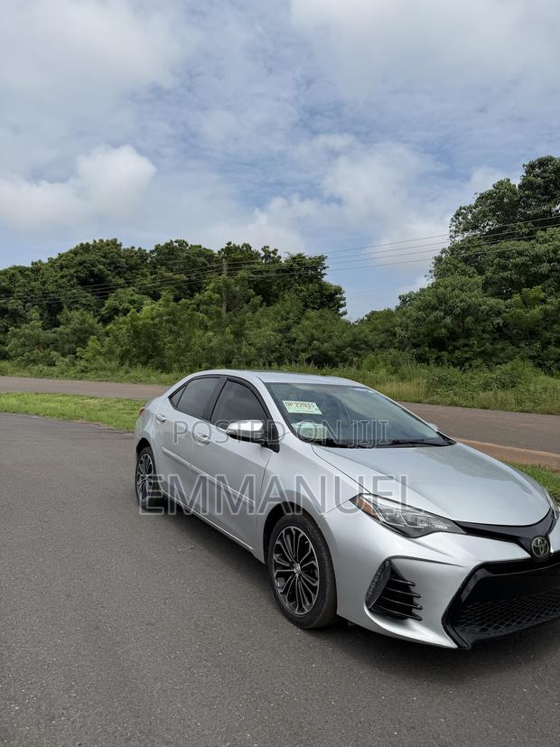 Toyota Corolla S 4dr Sedan (1.8L 4cyl CVT) 2016 Silver