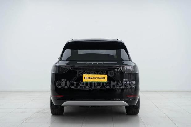 New AITO M9 1.5 Hybrid EREV AWD 2024 Black