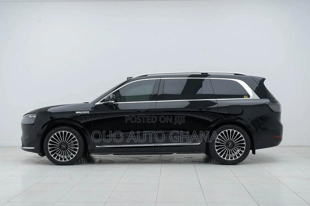 New AITO M9 1.5 Hybrid EREV AWD 2024 Black