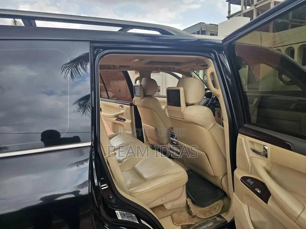 Lexus LX 570 AWD 2013 Black