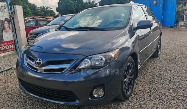 Toyota Corolla 2013 Gray