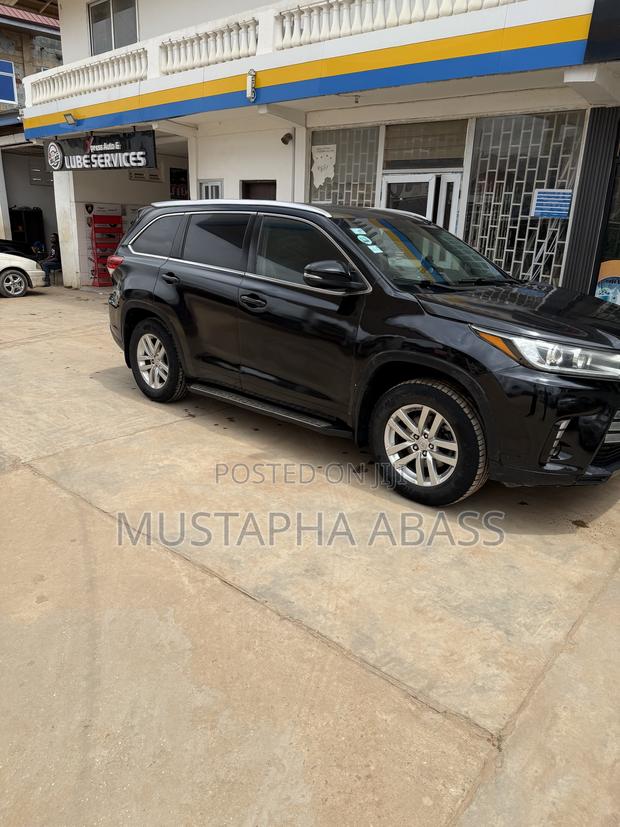 Toyota Highlander 2014 Black