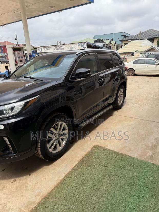 Toyota Highlander 2014 Black