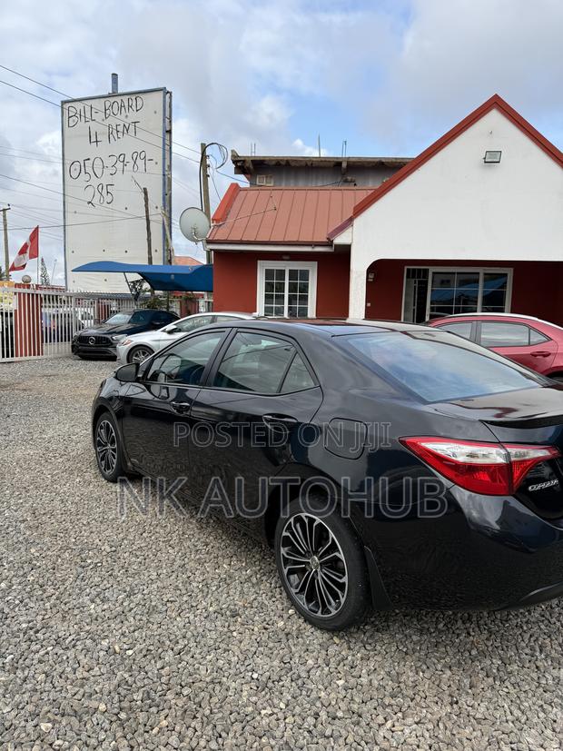 Toyota Corolla S 4dr Sedan (1.8L 4cyl CVT) 2015 Black