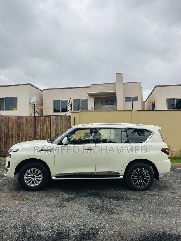 Nissan Patrol 2018 Off white