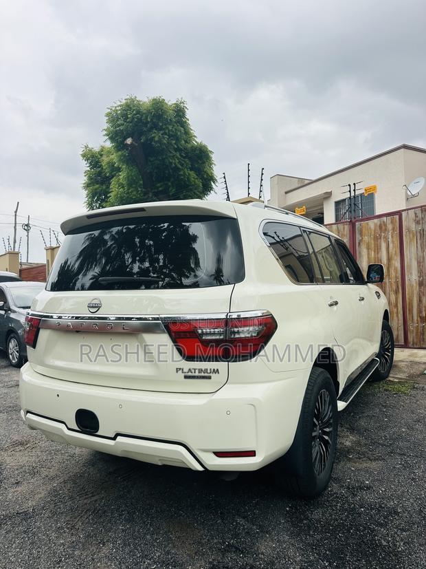 Nissan Patrol 2018 Off white
