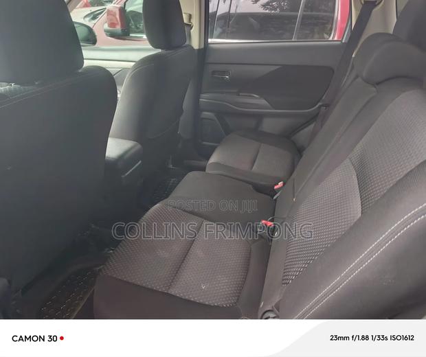 Mitsubishi Outlander 2016 Silver