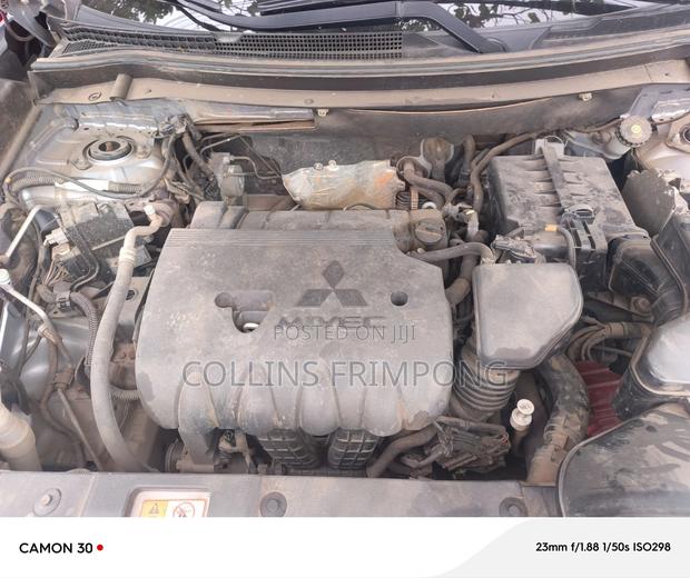 Mitsubishi Outlander 2016 Silver