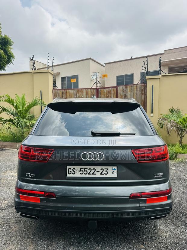 Audi Q7 2.0T Premium AWD quattro 2018 Gray