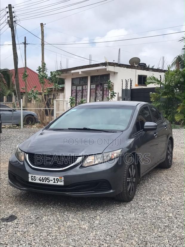 Honda Civic LX 4dr Sedan (1.8L 4cyl CVT) 2014 Gray