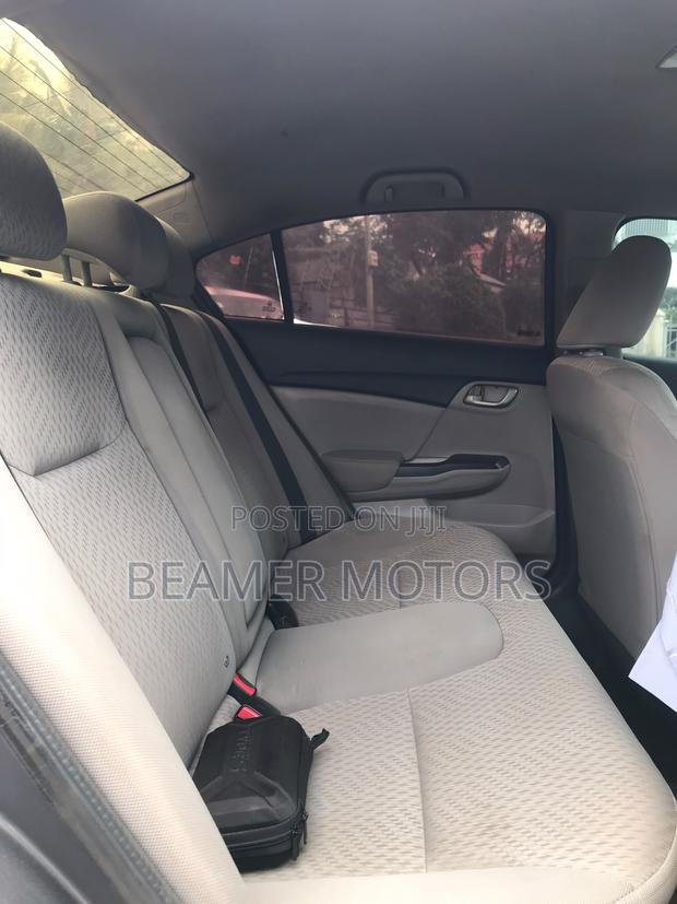 Honda Civic LX 4dr Sedan (1.8L 4cyl CVT) 2014 Gray